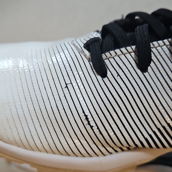 Under Armour Youth Baseball Cleats - Picture 6 of 13